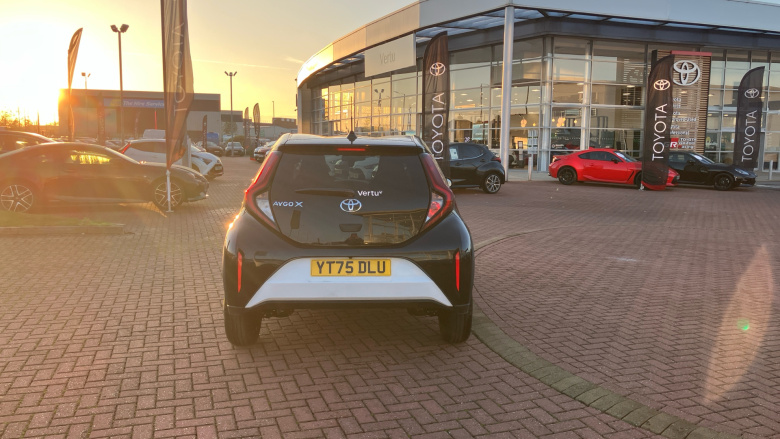 Toyota Aygo X 1.0 VVT-i Edge 5dr Petrol Hatchback